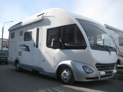 Knaus Boxlife 600 2011 | Integrované (A-třída) pro 4 osoby